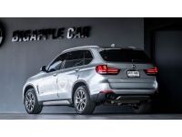 BMW X5 2.0 F15 Sdrive 2.5 D PURE EXPERIENCE SUV AT ปี 2014 สีเงิน 165,xxx km. รูปที่ 5